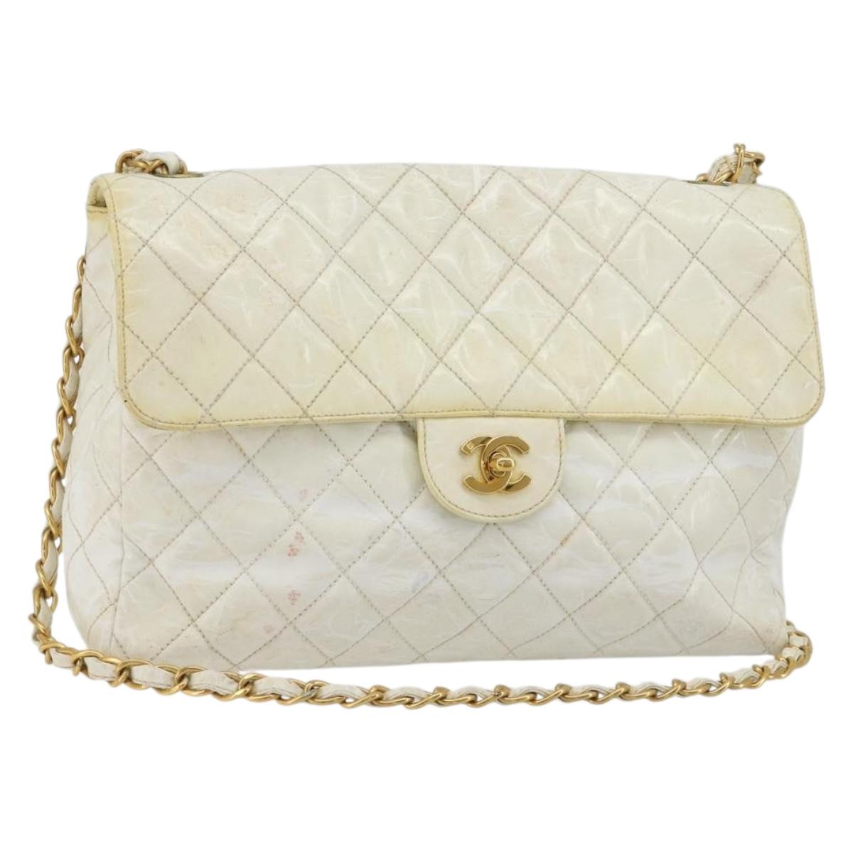 CHANEL Matelasse 30 Chain Shoulder Bag Patent leather White Gold CC Auth 164245