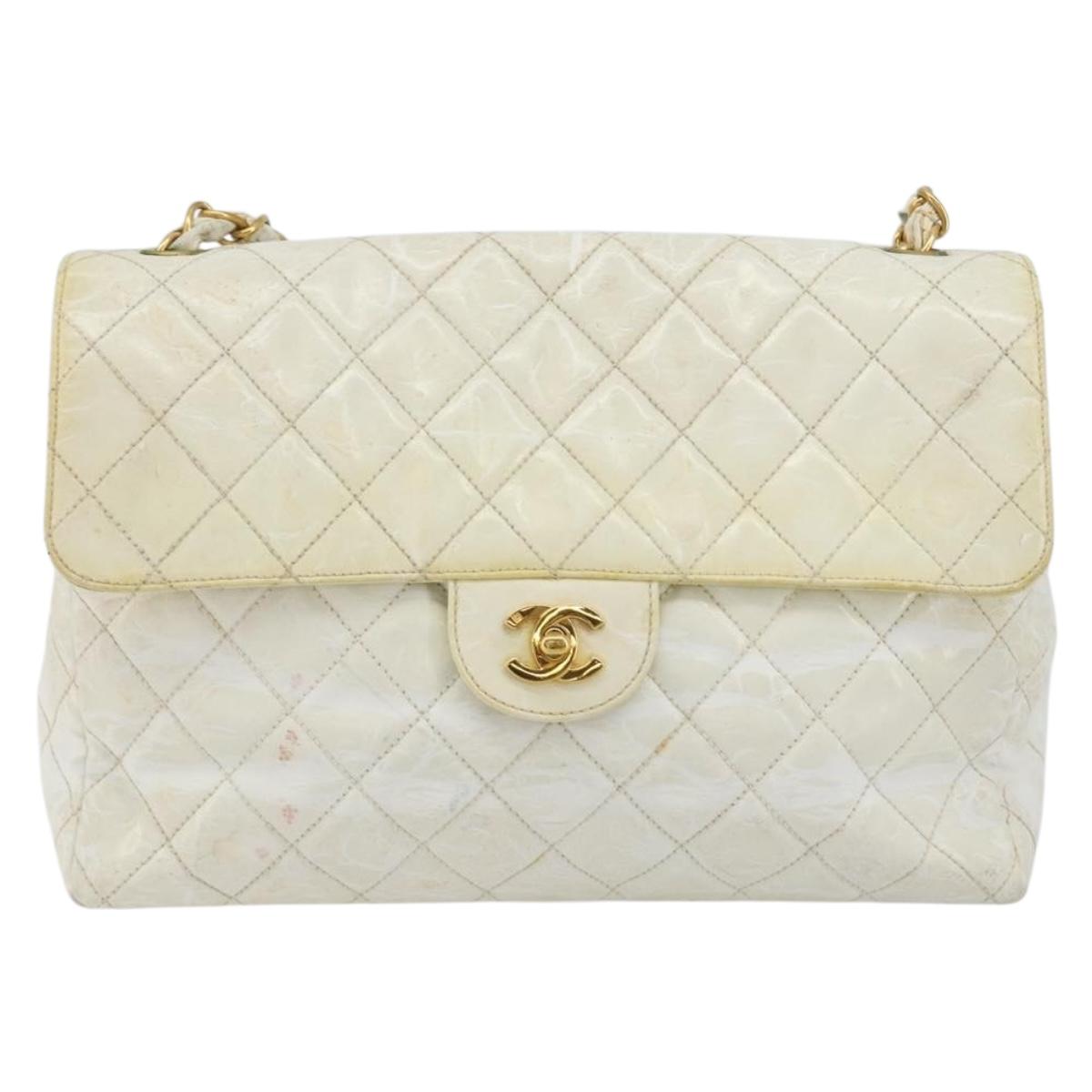 CHANEL Matelasse 30 Chain Shoulder Bag Patent leather White Gold CC Auth 164245