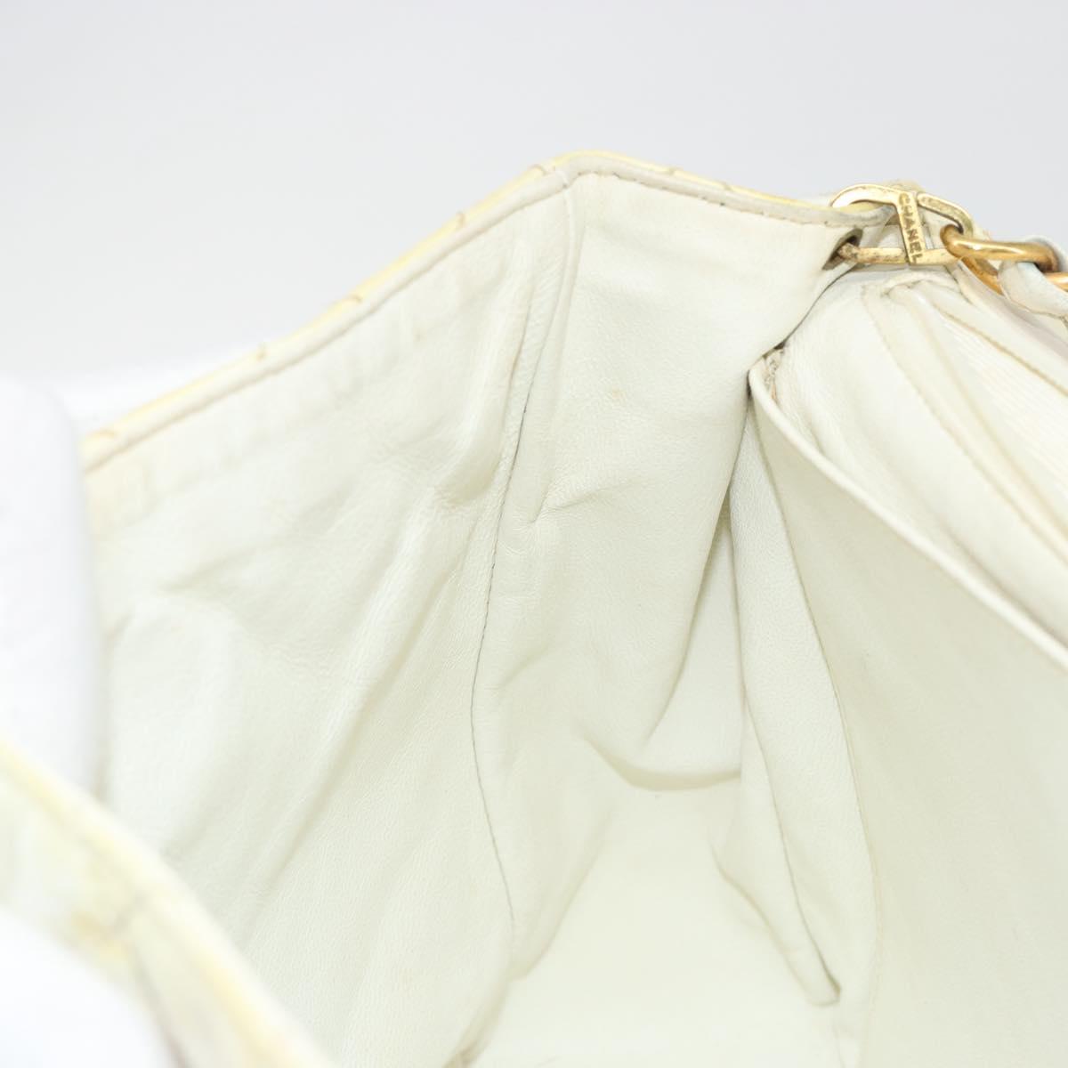 CHANEL Matelasse 30 Chain Shoulder Bag Patent leather White Gold CC Auth 164245