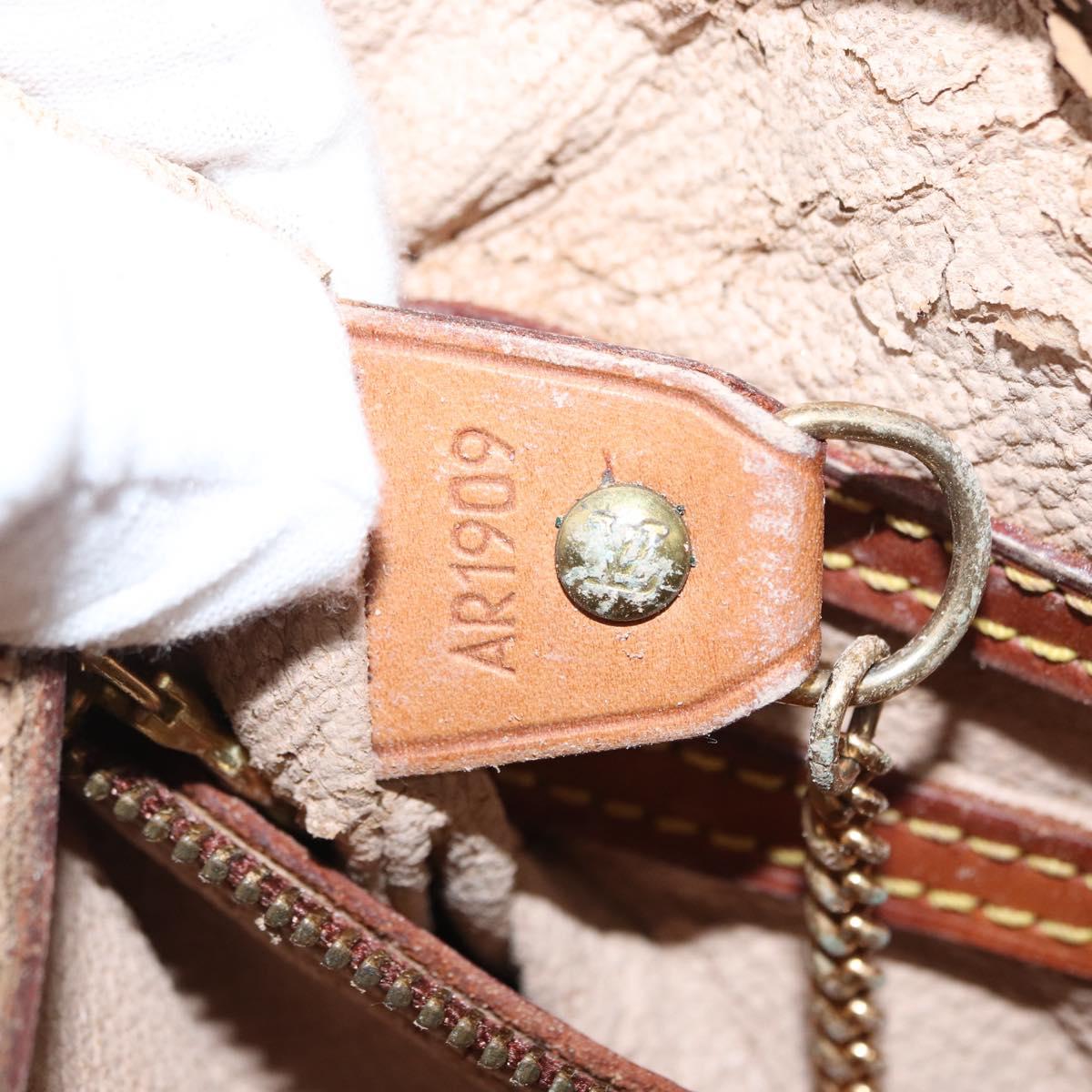 LOUIS VUITTON Monogram Bucket PM Shoulder Bag M42238 LV Auth 164359