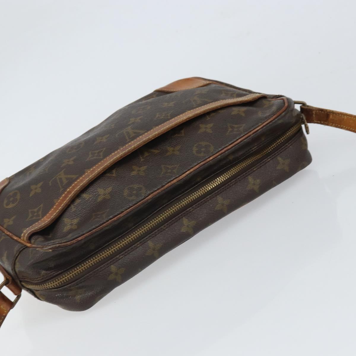 LOUIS VUITTON Monogram Trocadero 27 Shoulder Bag M51274 LV Auth 164551