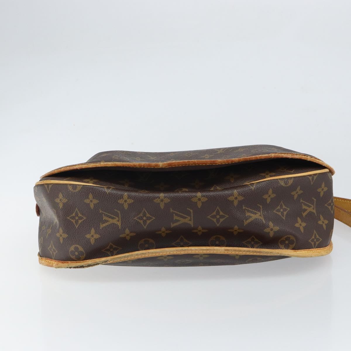 LOUIS VUITTON Monogram Menilmontant MM Shoulder Bag M40473 LV Auth 164555