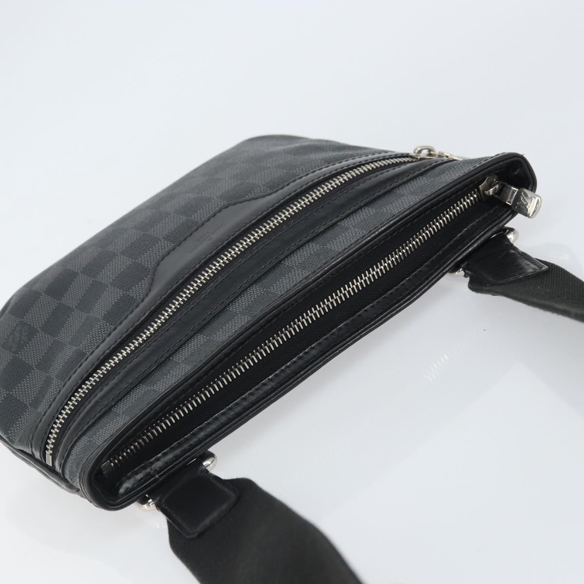 LOUIS VUITTON Damier Graphite Tomas Shoulder Bag N58028 LV Auth 164577
