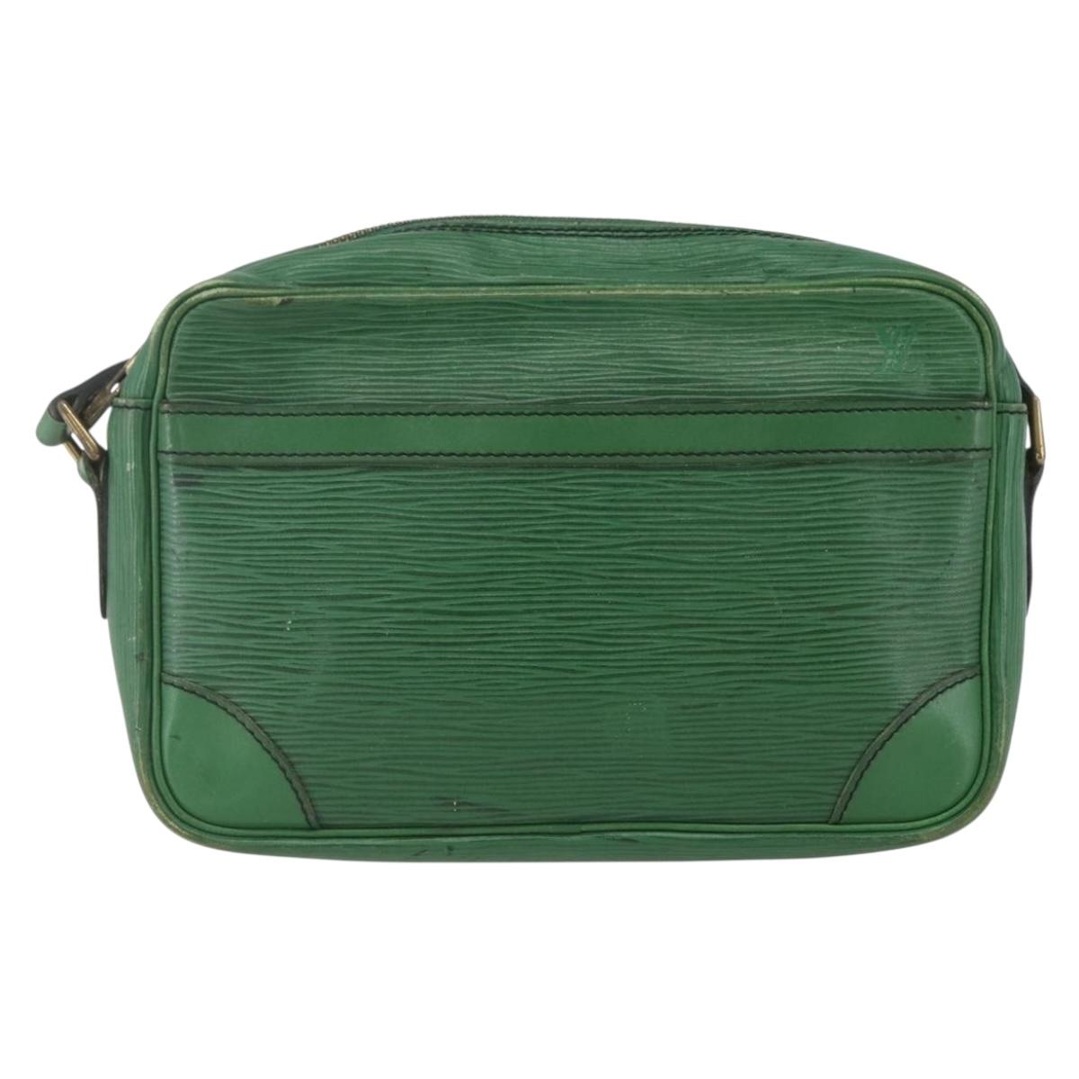 LOUIS VUITTON Epi Trocadero 23 Shoulder Bag Green M52304 LV Auth 164697