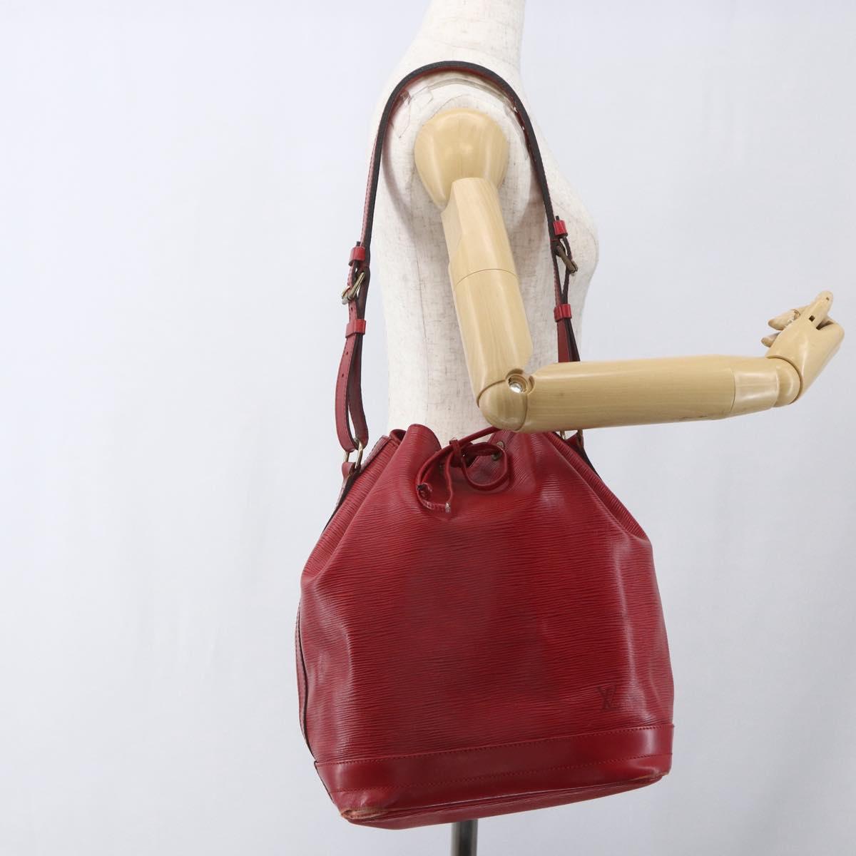 LOUIS VUITTON Epi Noe Shoulder Bag Red M44007 LV Auth 164716