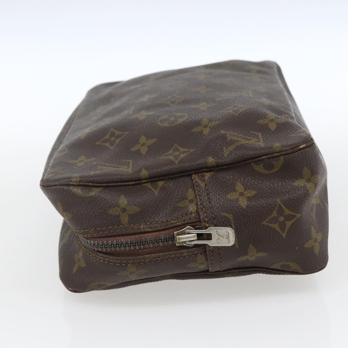 LOUIS VUITTON Monogram Trousse Toilette 28 Clutch Bag M47522 LV Auth 164811