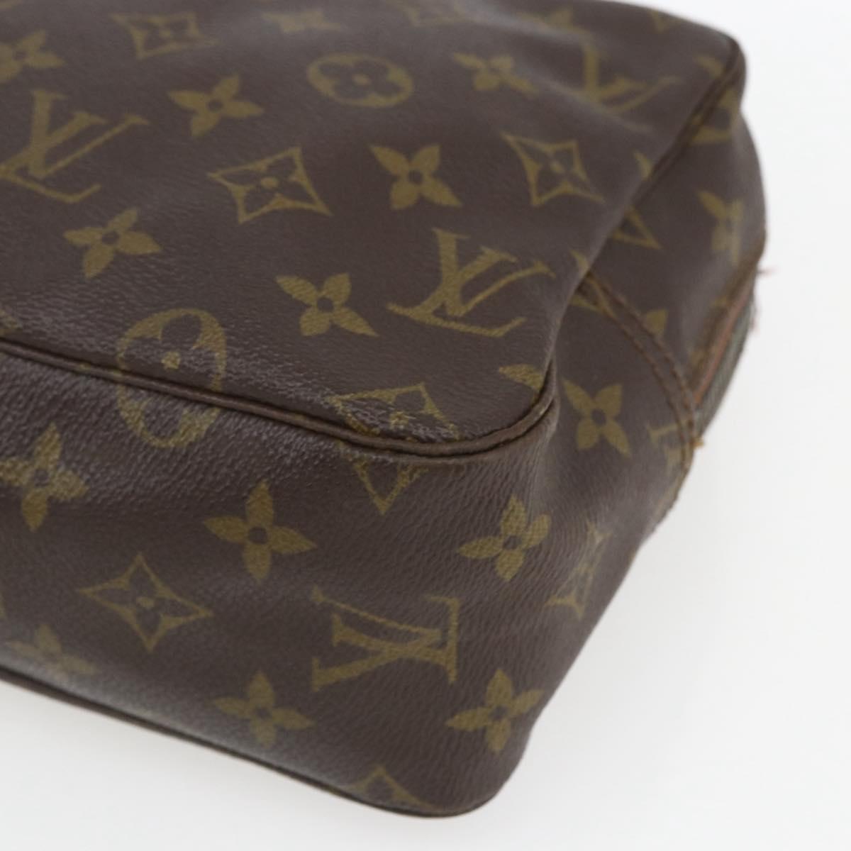 LOUIS VUITTON Monogram Trousse Toilette 28 Clutch Bag M47522 LV Auth 164811