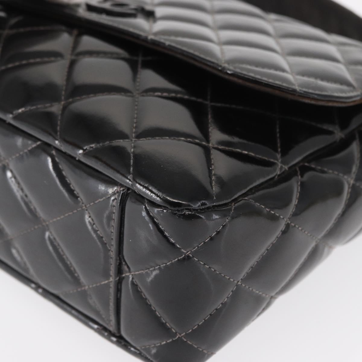 CHANEL Matelasse Shoulder Bag Patent leather Black CC Auth 165022