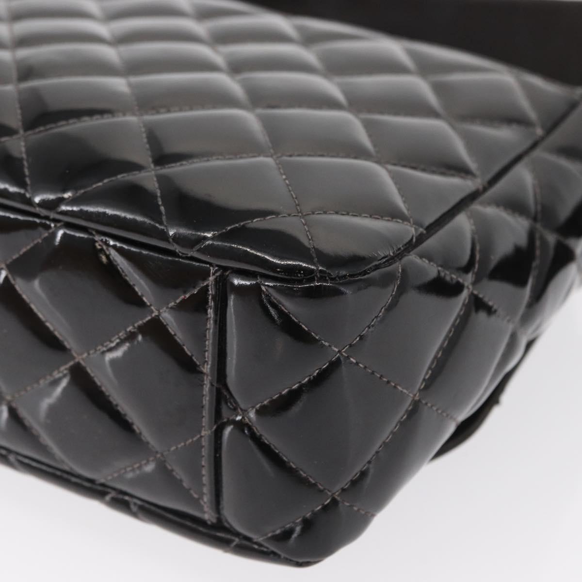 CHANEL Matelasse Shoulder Bag Patent leather Black CC Auth 165022