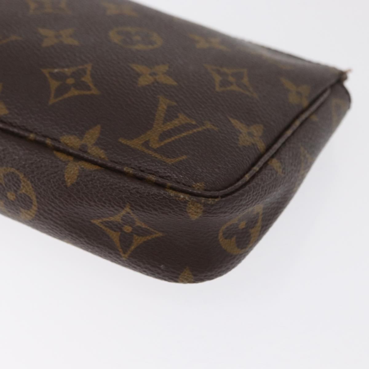 LOUIS VUITTON Monogram Pochette Accessoires Pouch M51980 LV Auth 165032