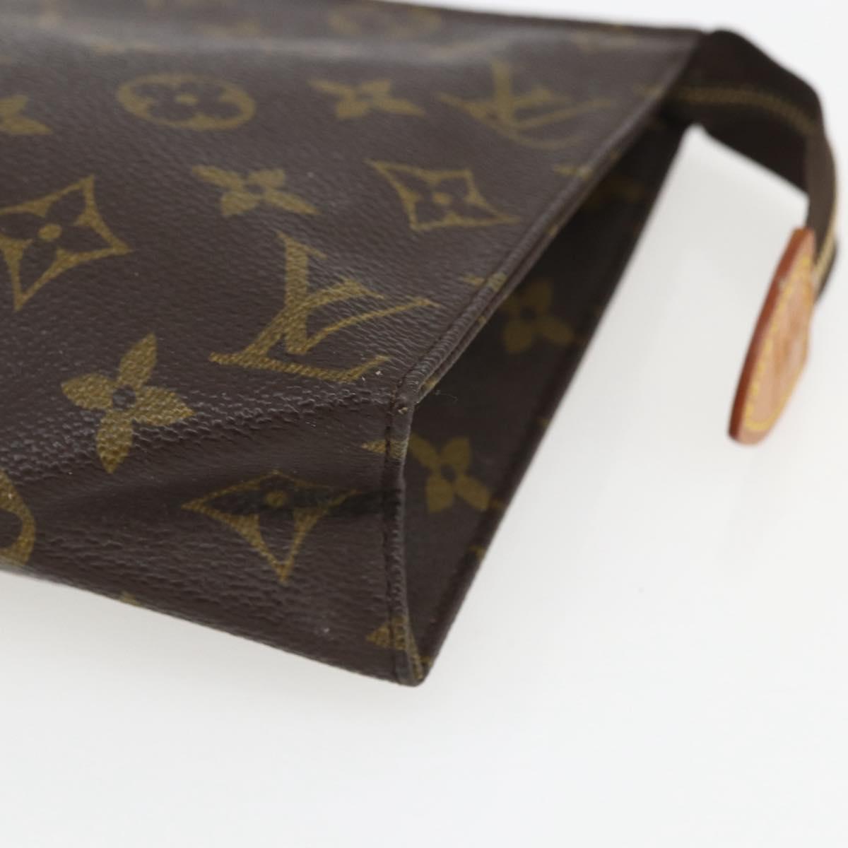 LOUIS VUITTON Monogram Poche Toilette 19 Pouch M47544 LV Auth 165053