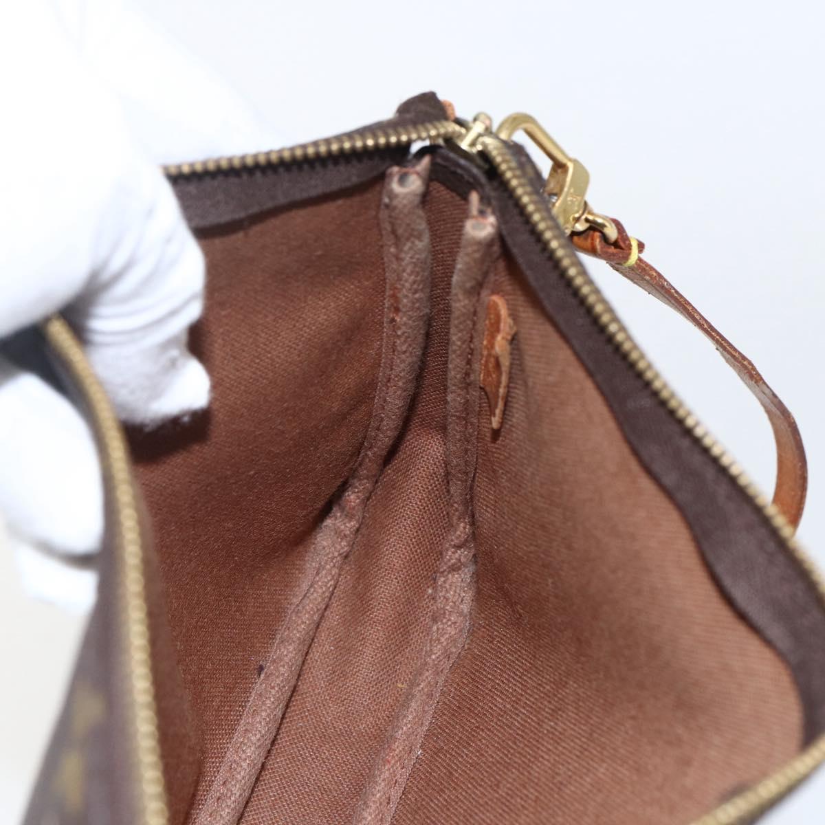 LOUIS VUITTON Monogram Pochette Accessoires Pouch M51980 LV Auth 165400
