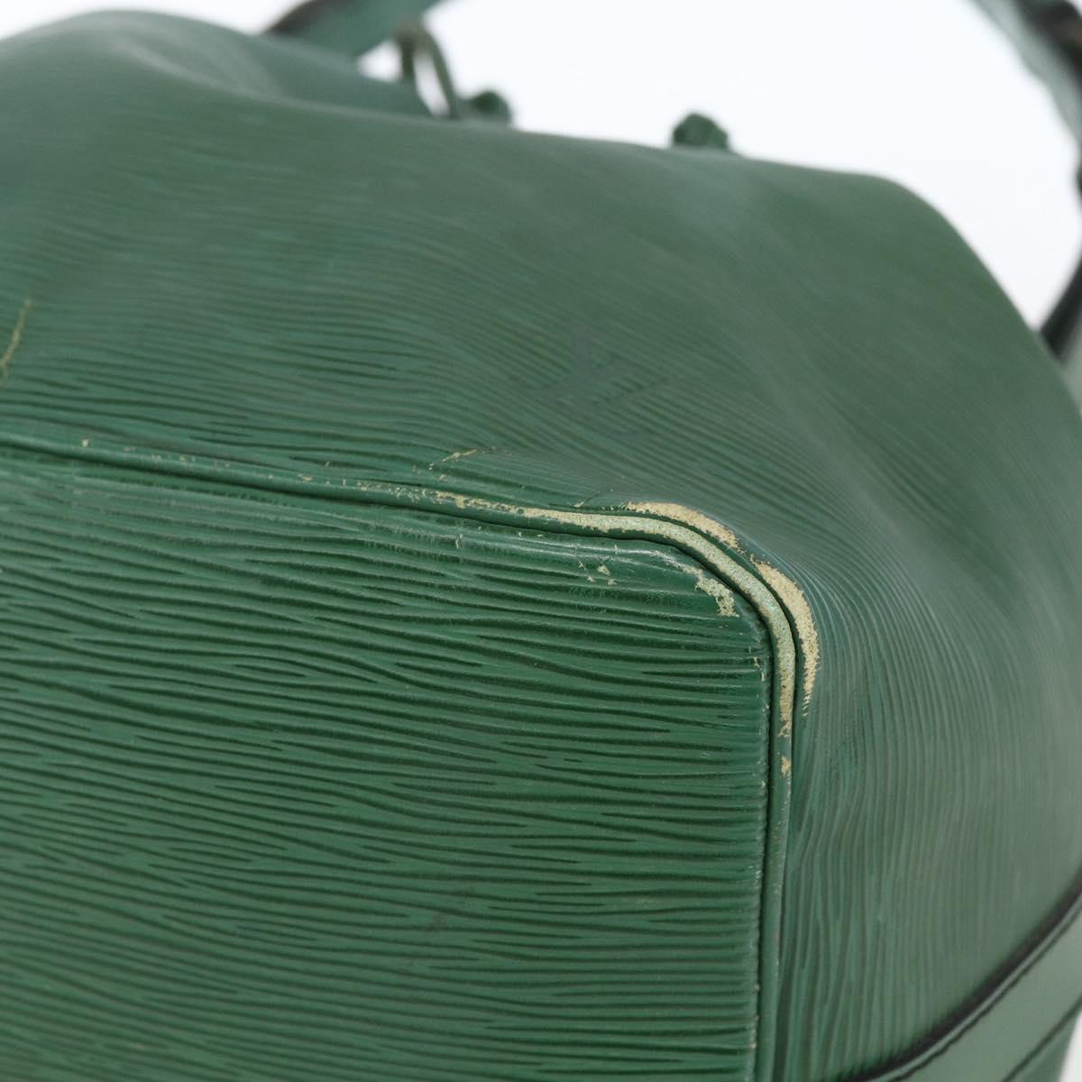 LOUIS VUITTON Epi Petit Noe Shoulder Bag Green M44104 LV Auth 165746