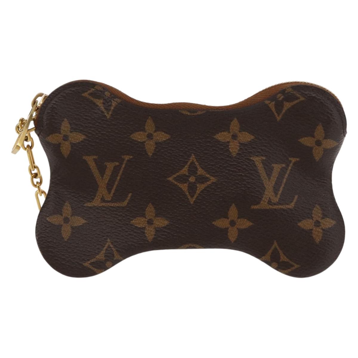 LOUIS VUITTON Monogram Bone Pouch M12616 LV Auth 165949SAM