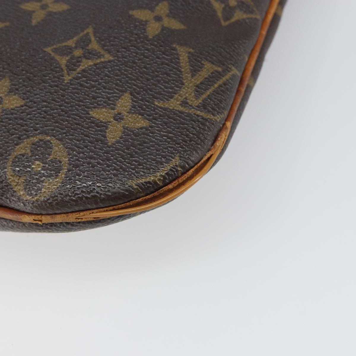 LOUIS VUITTON Monogram Pochette Bosphore Shoulder Bag M40044 LV Auth 166163