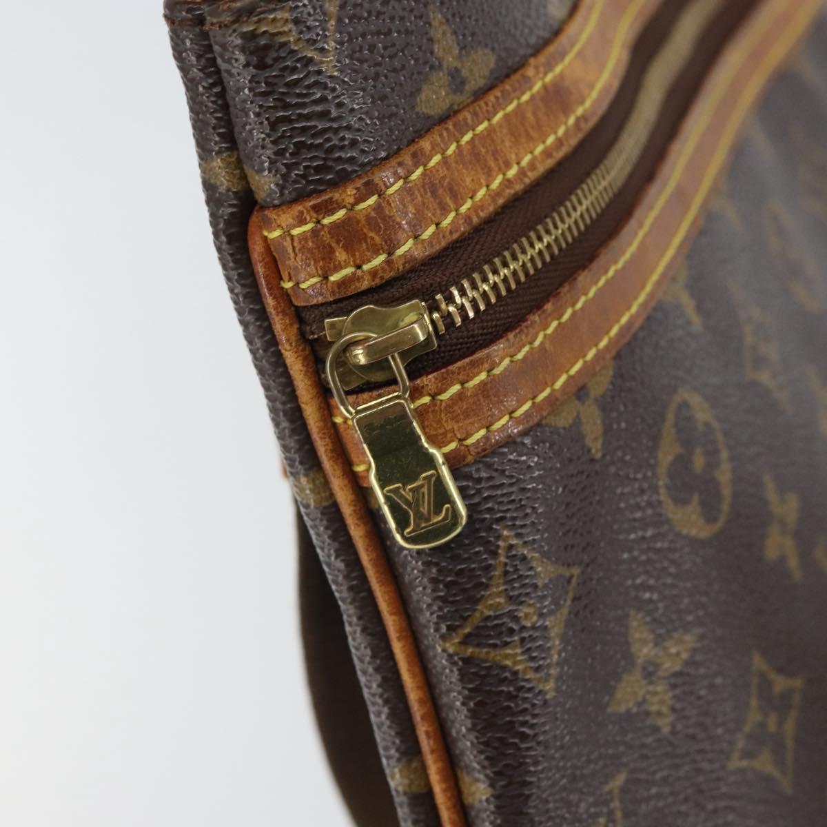 LOUIS VUITTON Monogram Pochette Bosphore Shoulder Bag M40044 LV Auth 166163