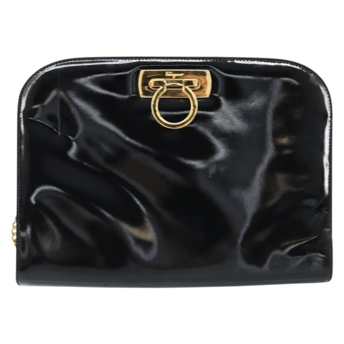Salvatore Ferragamo Gancini Chain Bag Patent leather Black Gold Auth 166240