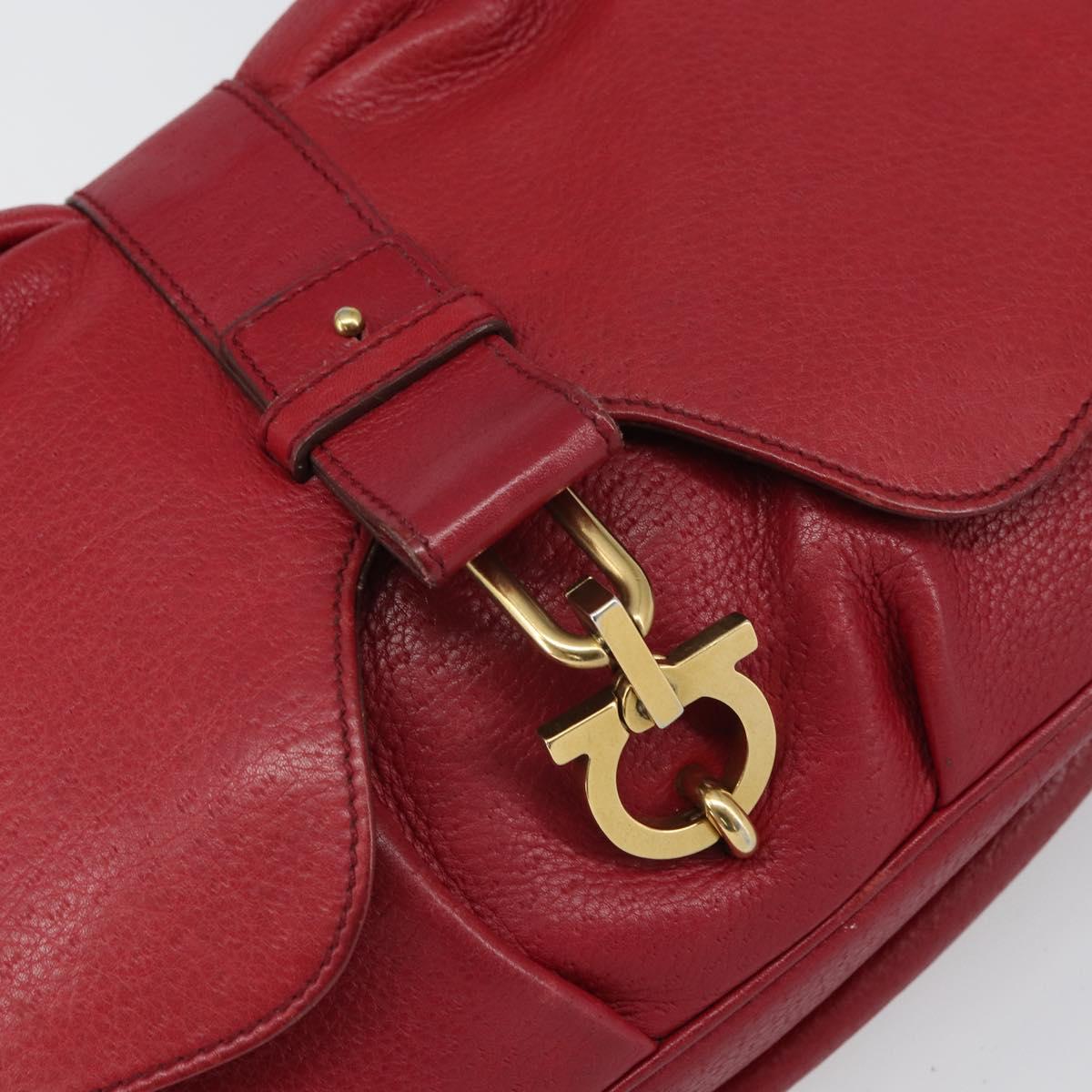 Salvatore Ferragamo Gancini Shoulder Bag Leather Red Gold Auth 166427