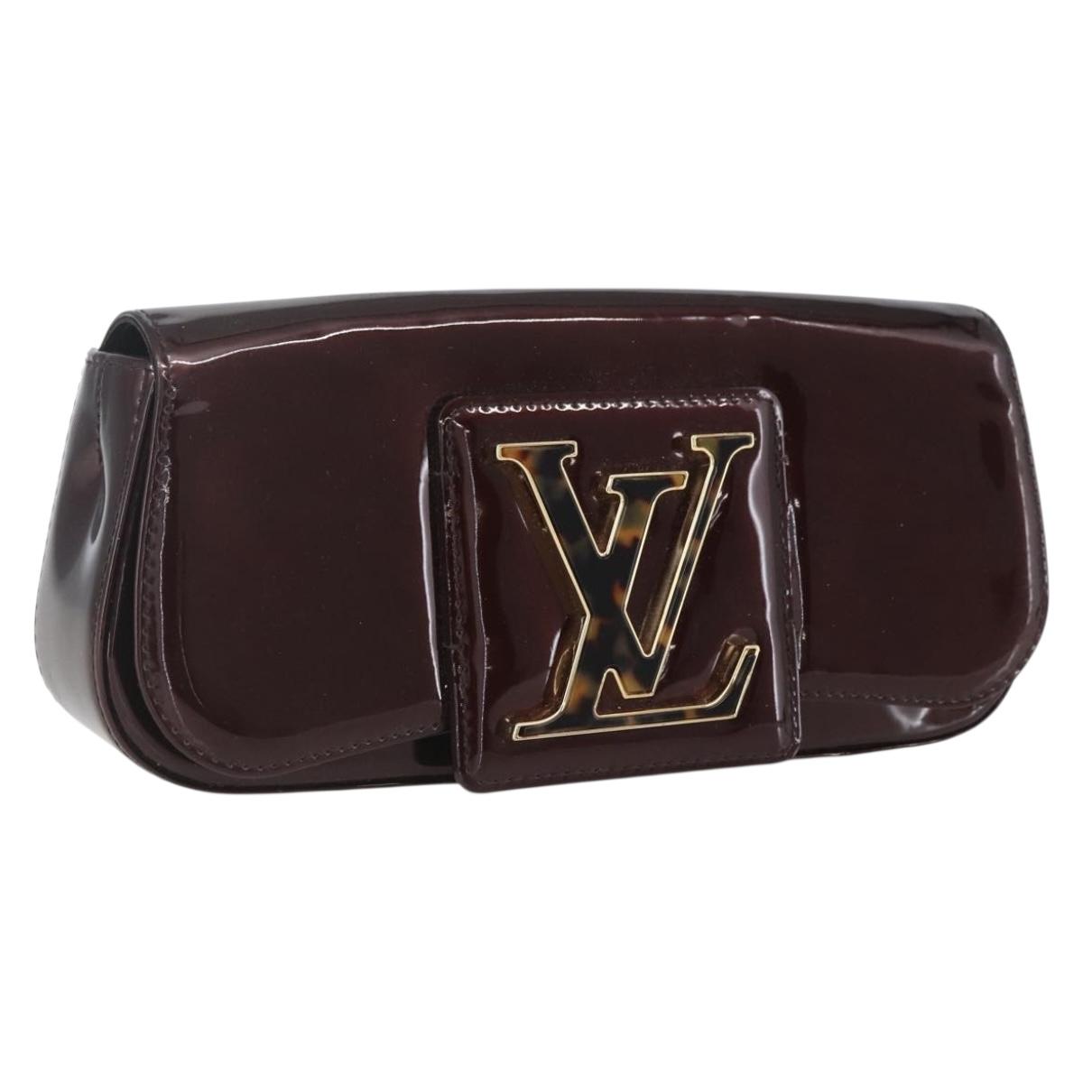LOUIS VUITTON Vernis Pochette Sobie Clutch Bag Amarante M93728 LV Auth 166446A