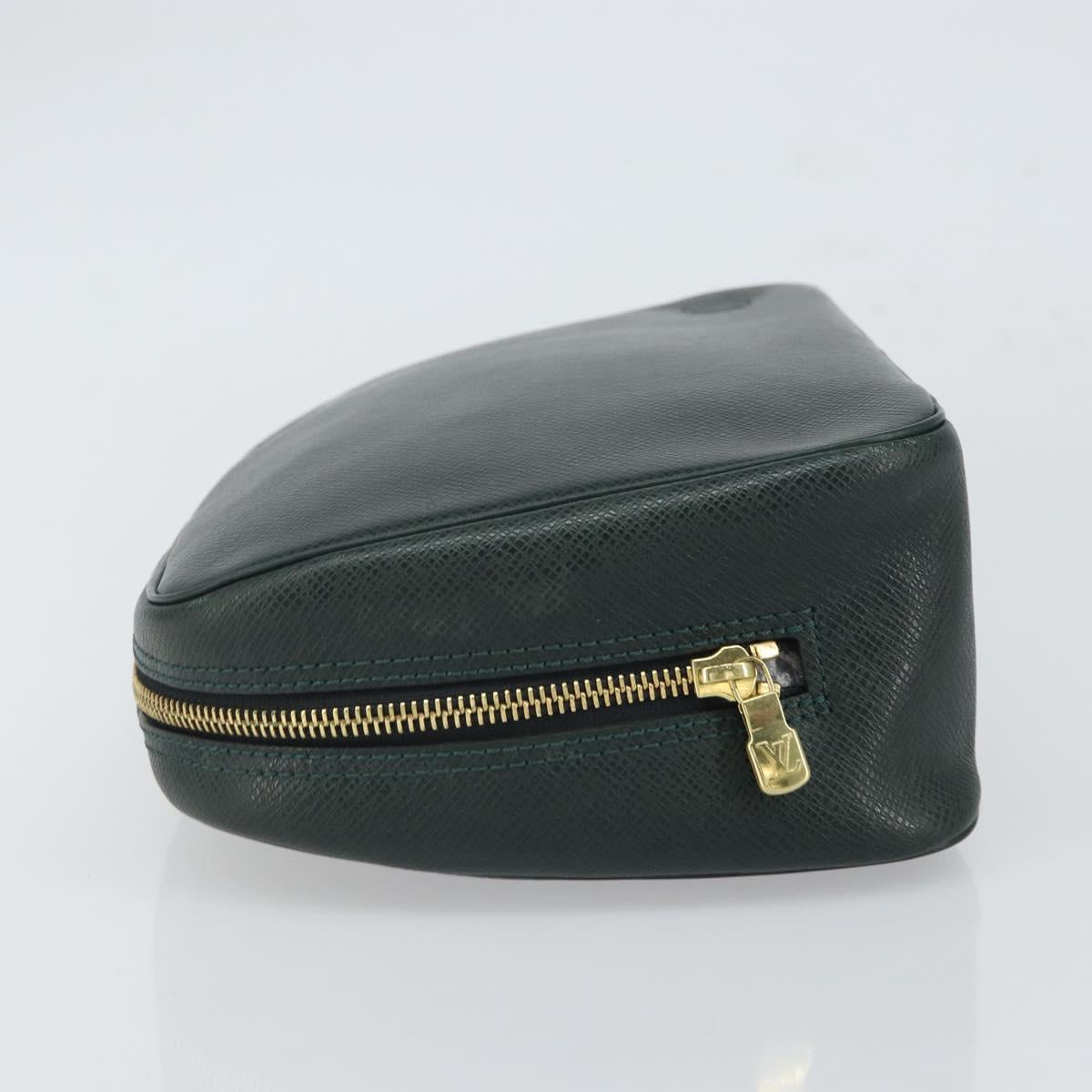 LOUIS VUITTON Taiga Trousse Toilette GM Clutch Bag Epicea M30214 LV Auth 166571