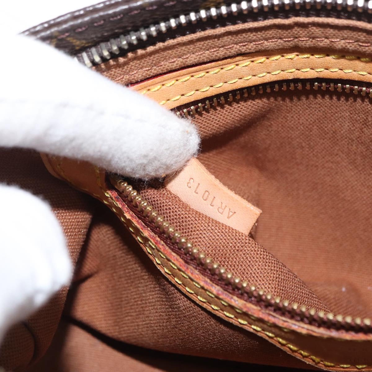 LOUIS VUITTON Monogram Trotteur Shoulder Bag M51240 LV Auth 166586