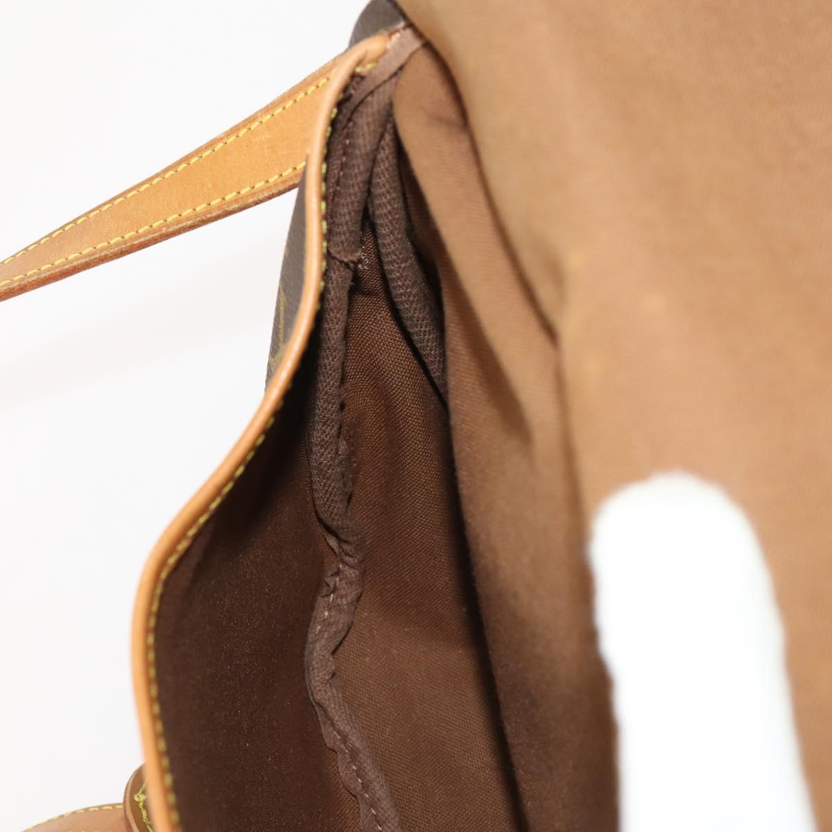 LOUIS VUITTON Monogram Saumur 30 Shoulder Bag M42256 LV Auth 166593