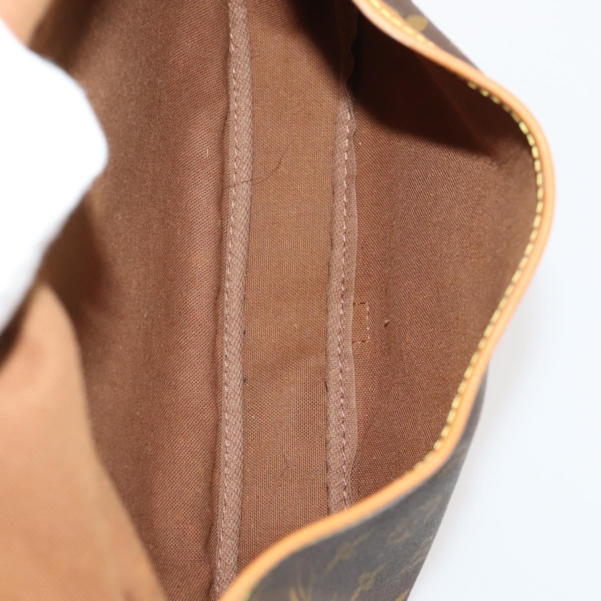 LOUIS VUITTON Monogram Saumur 30 Shoulder Bag M42256 LV Auth 166593