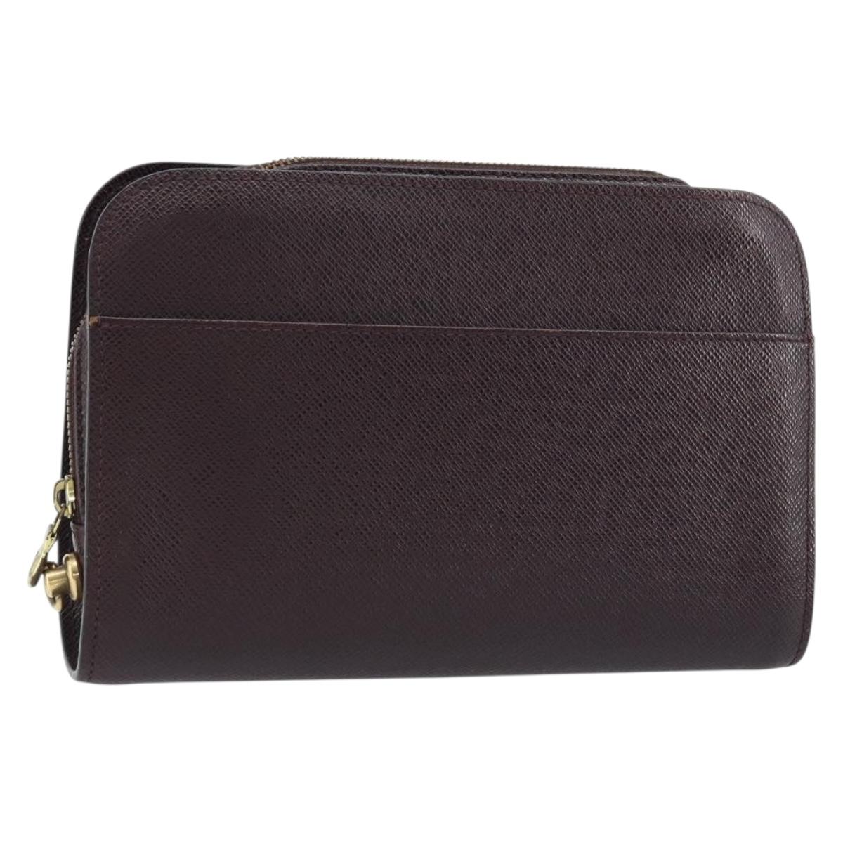 LOUIS VUITTON Taiga Baikal Clutch Bag Grizzly M30188 LV Auth 166830