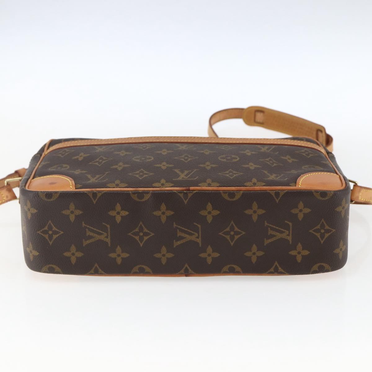 LOUIS VUITTON Monogram Trocadero 30 Shoulder Bag M51272 LV Auth 166841
