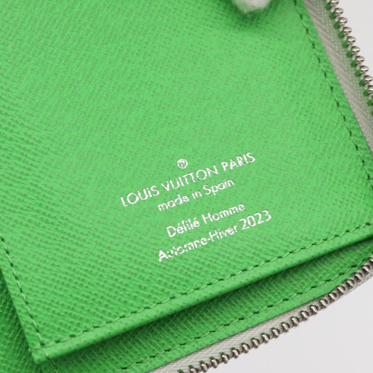 LOUIS VUITTON Monogram LV Portrait Zippy Wallet Vertical M82590 LV Auth 167169SM