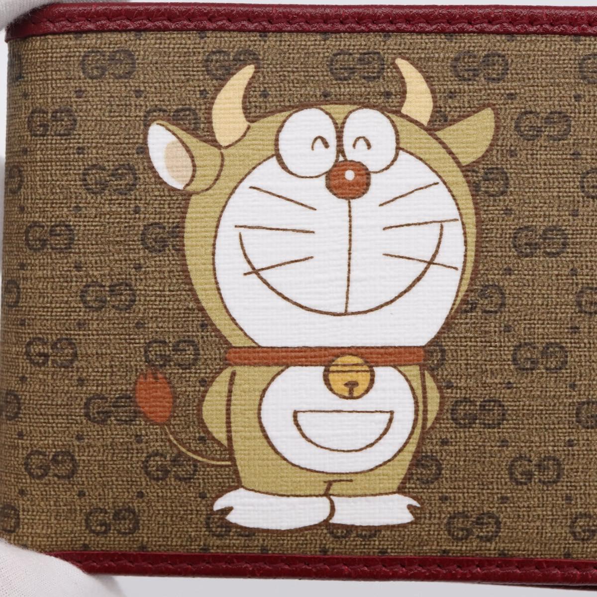 GUCCI x Doraemon Cow Doraemon Wallet Micro GG PVC Beige 654498 Auth 167547SAM