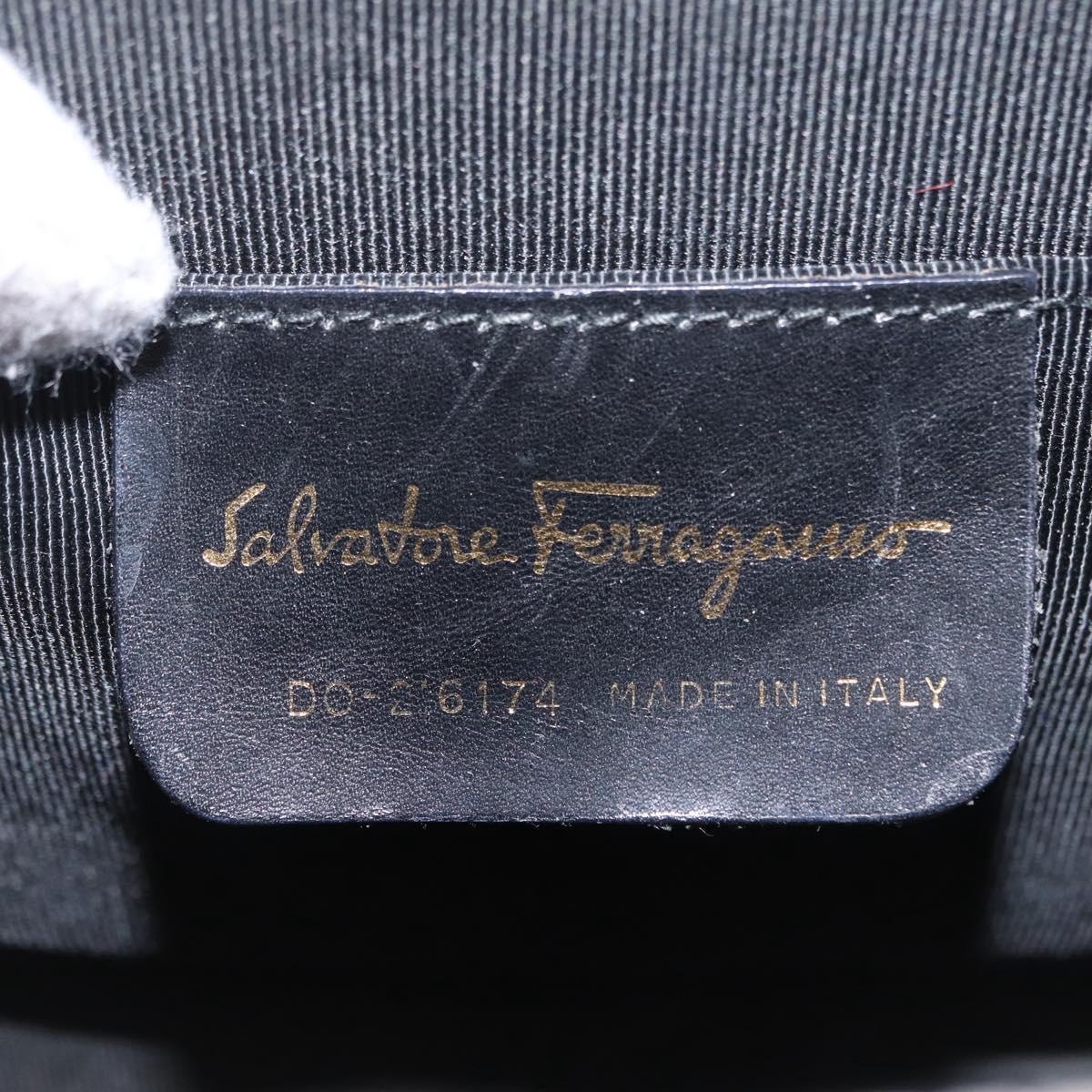 Salvatore Ferragamo Ganchei Hand Bag Rattan White Gold Auth 167833A