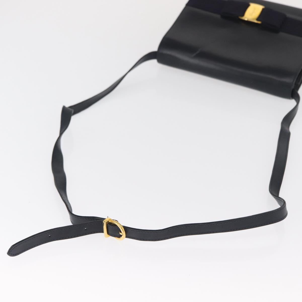 Salvatore Ferragamo Vala Shoulder Bag Leather Navy Gold Auth 167921