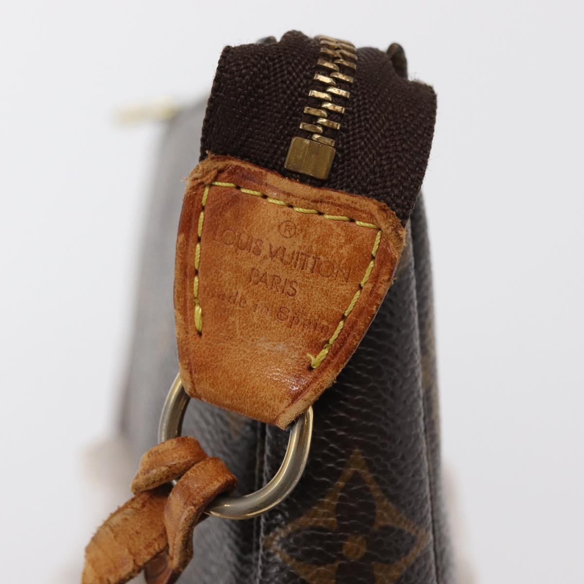 LOUIS VUITTON Monogram Pochette Accessoires Pouch M51980 LV Auth 168075