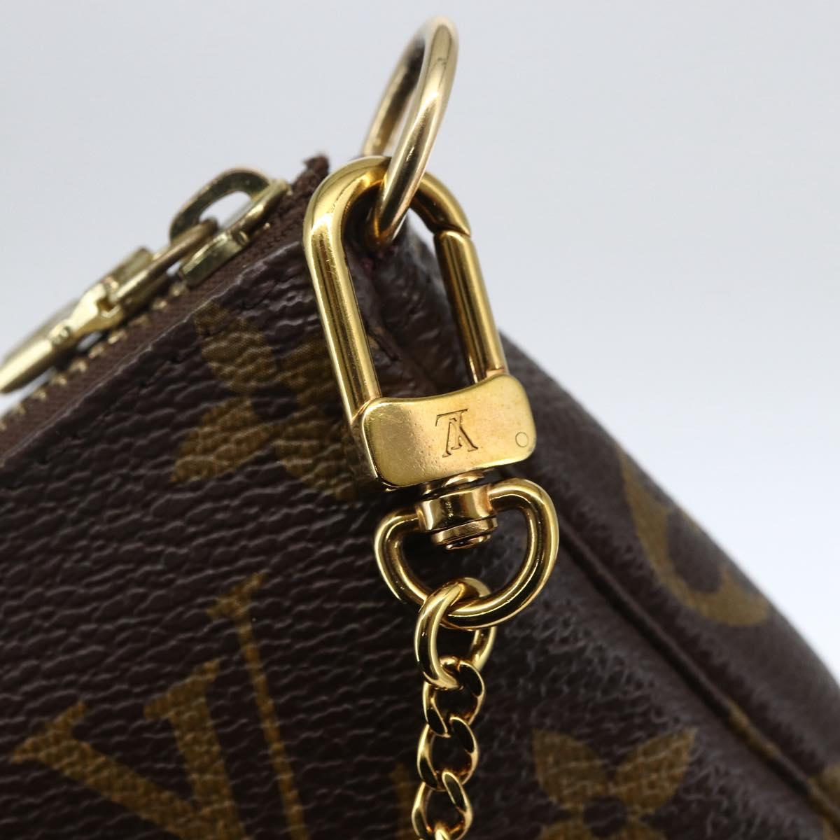 LOUIS VUITTON Monogram Ski Bear Mini Pochette Accessoires M67769 Auth 168214SM