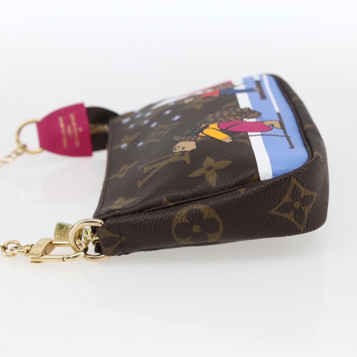 LOUIS VUITTON Monogram Ski Bear Mini Pochette Accessoires M67769 Auth 168216SM