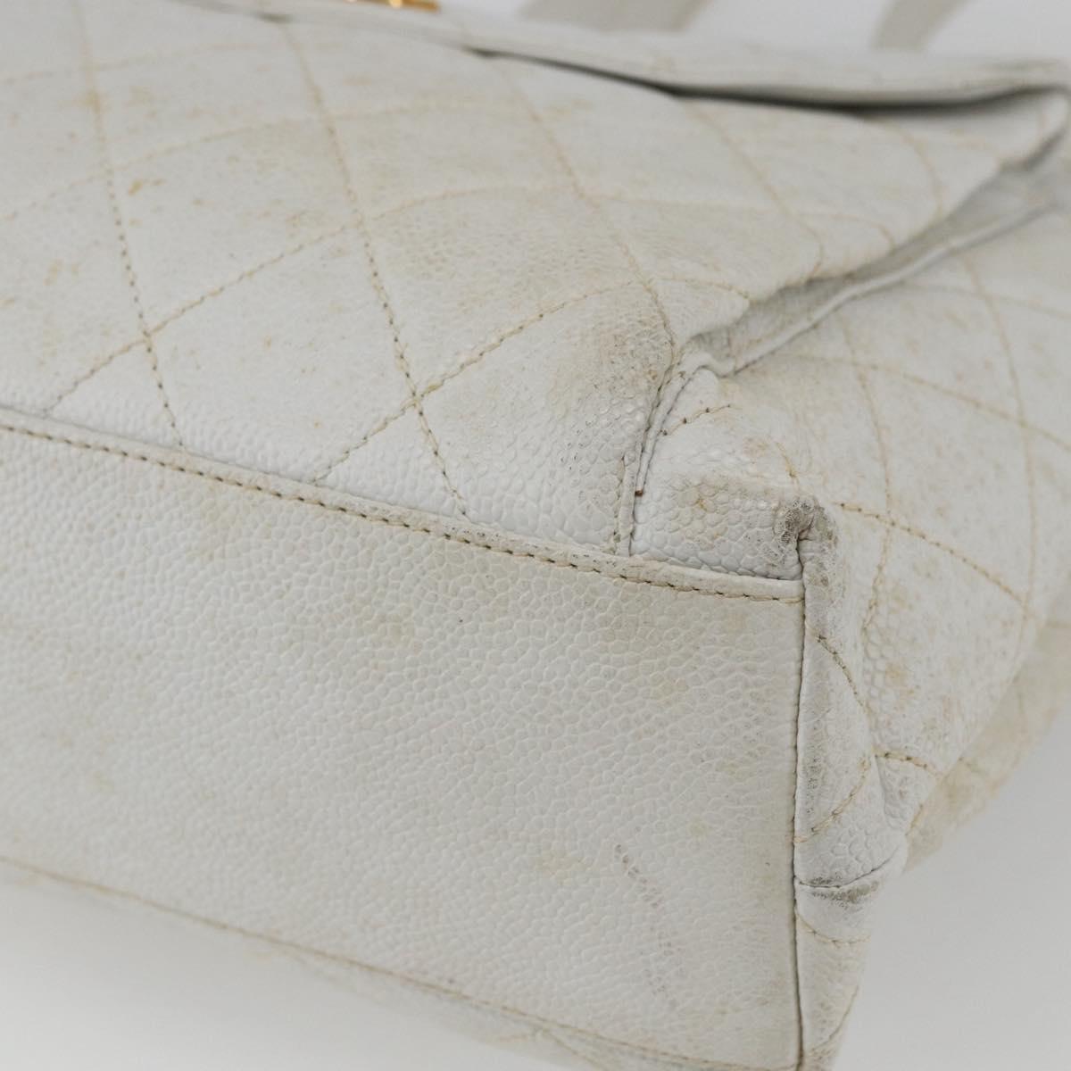 CHANEL Matelasse Chain Shoulder Bag Caviar Skin White Gold CC Auth 168296