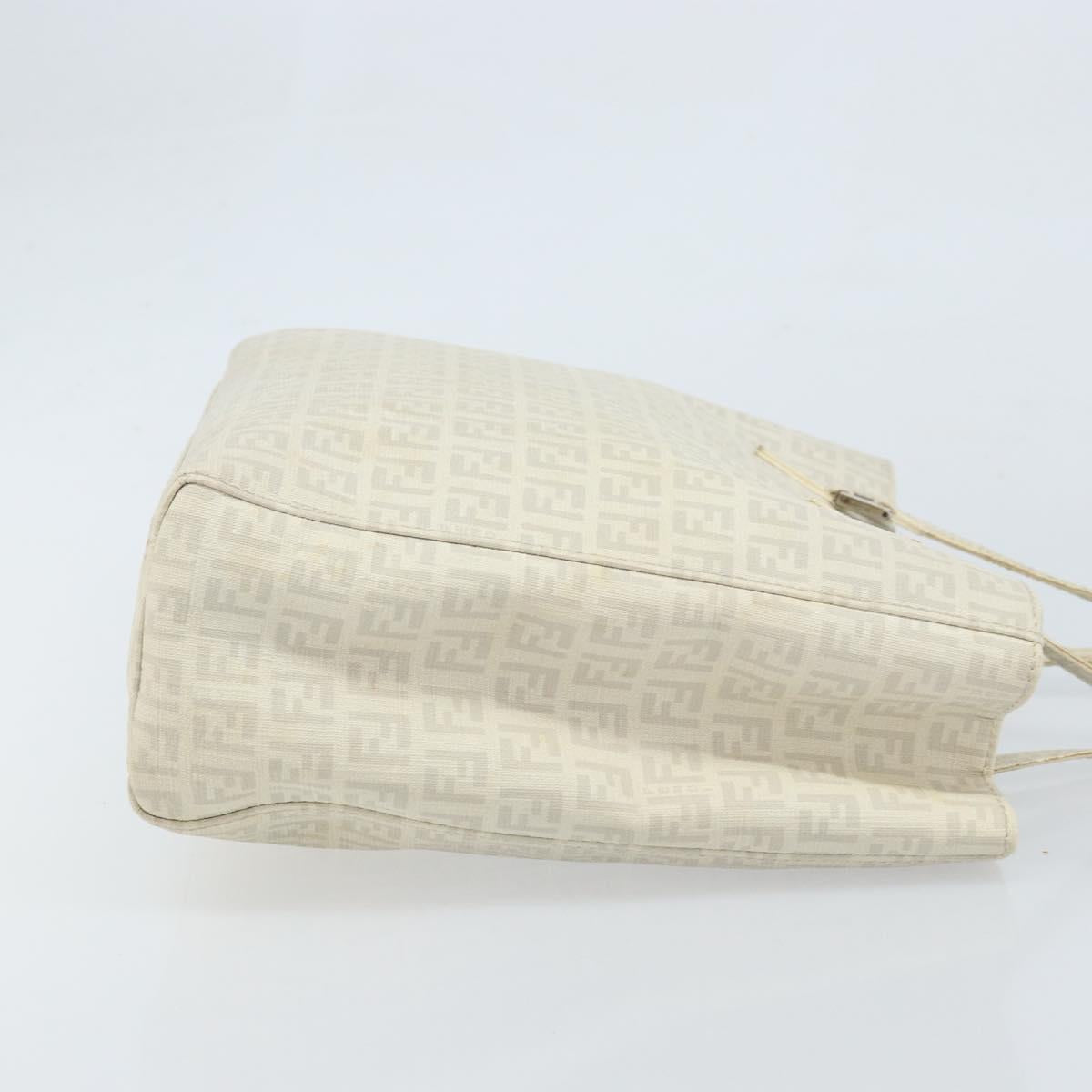 FENDI Zucchino Canvas Tote Bag White Silver Auth 168311A