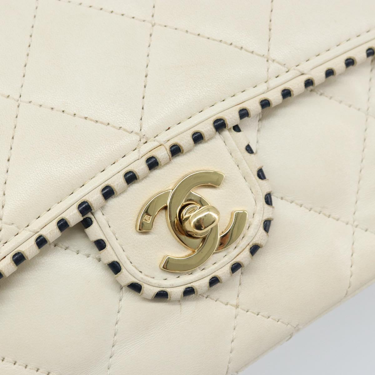 CHANEL Matelasse 25 Chain Shoulder Bag Leather White Gold CC Auth 168320V