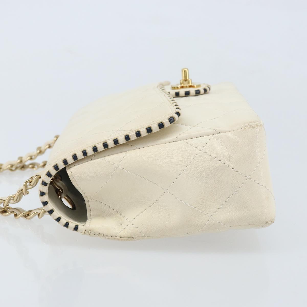 CHANEL Matelasse 25 Chain Shoulder Bag Leather White Gold CC Auth 168320V