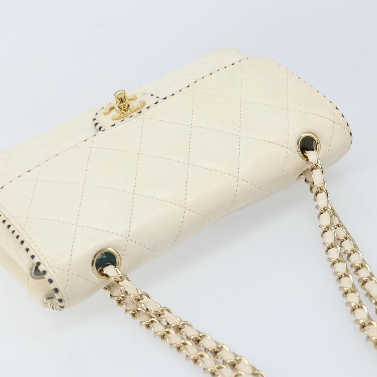 CHANEL Matelasse 25 Chain Shoulder Bag Leather White Gold CC Auth 168320V