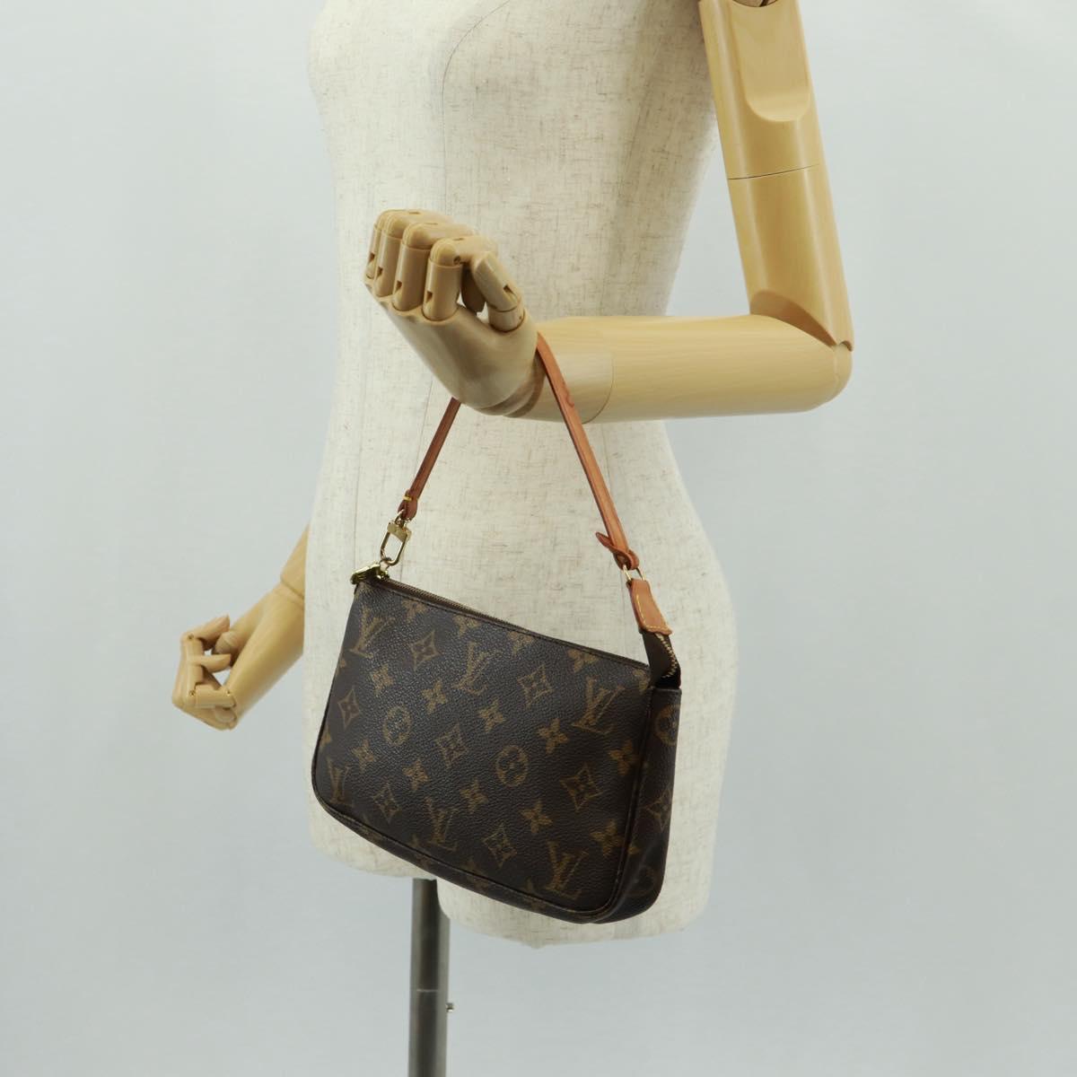 LOUIS VUITTON Monogram Pochette Accessoires Pouch M51980 LV Auth 168445