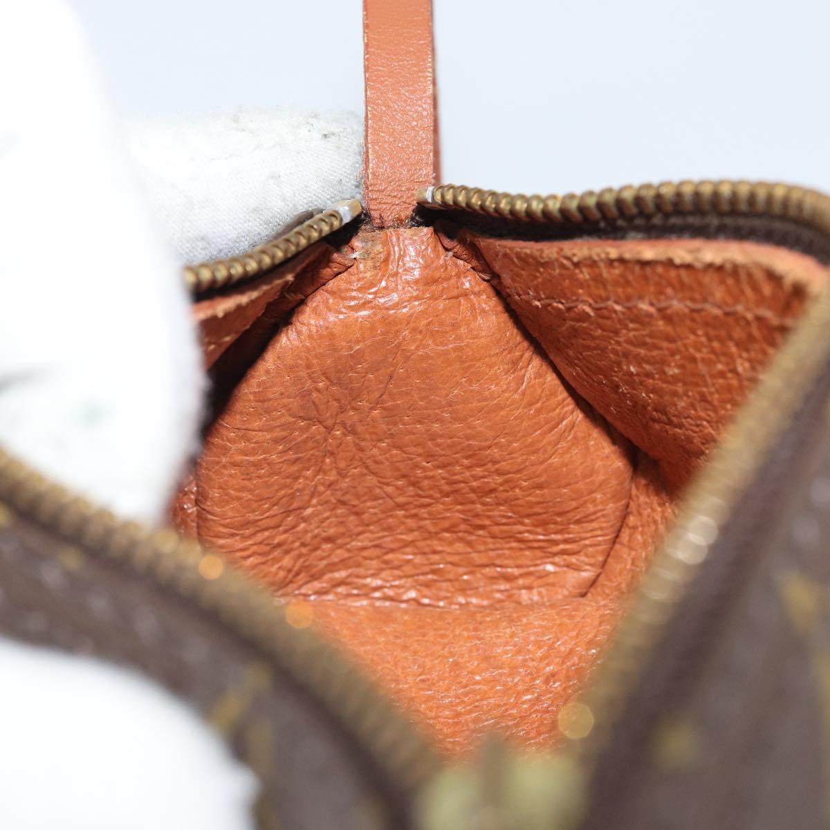 LOUIS VUITTON Monogram Pouch LV Auth 169120