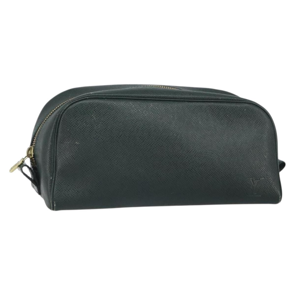 LOUIS VUITTON Taiga Trousse Toilette PM Clutch Bag Epicea M30224 LV Auth 169251