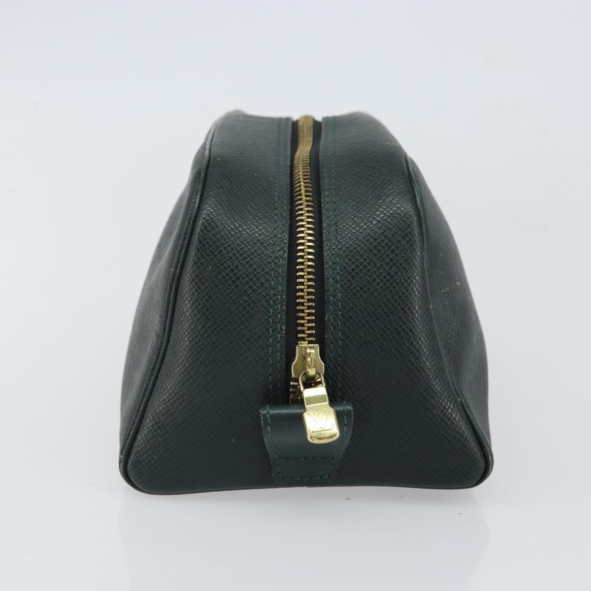 LOUIS VUITTON Taiga Trousse Toilette PM Clutch Bag Epicea M30224 LV Auth 169251
