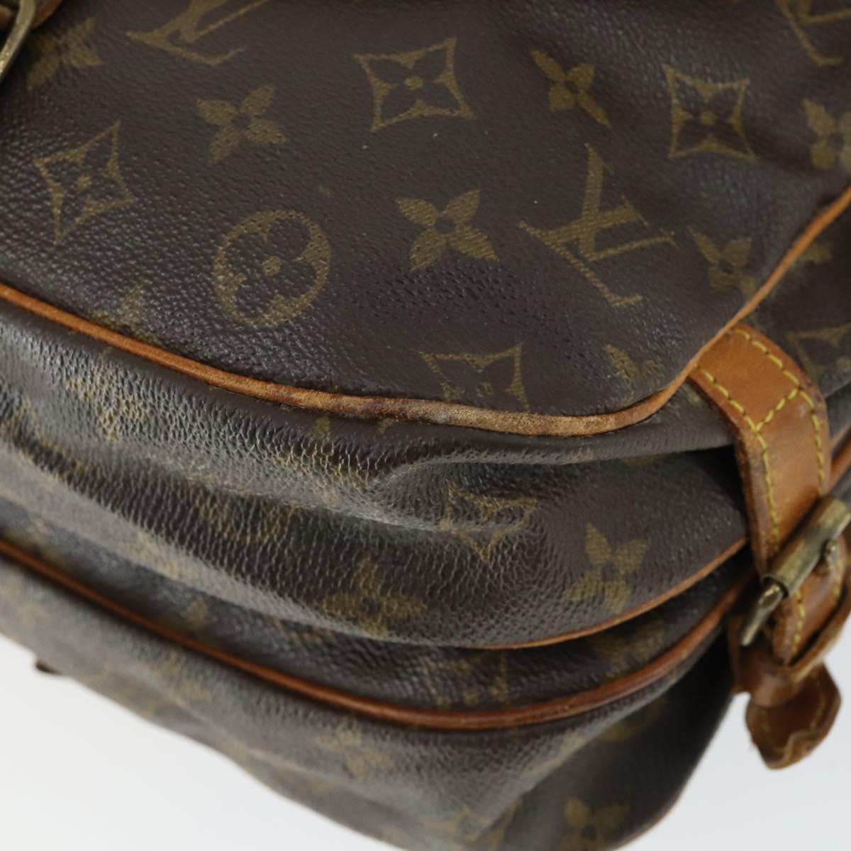 LOUIS VUITTON Monogram Saumur 30 Shoulder Bag M42256 LV Auth 169318
