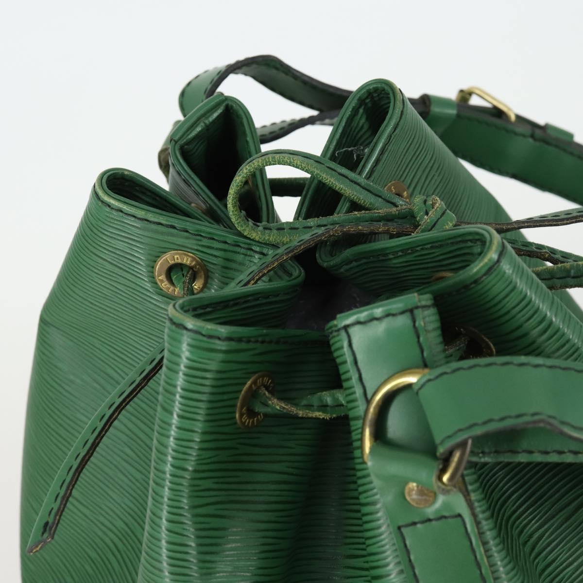 LOUIS VUITTON Epi Noe Shoulder Bag Green M44004 LV Auth 169347