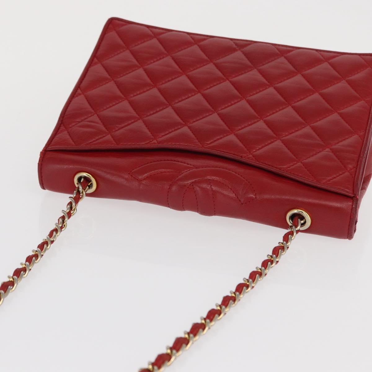 CHANEL Chain Matelasse Shoulder Bag Leather Red Gold CC Auth 169596