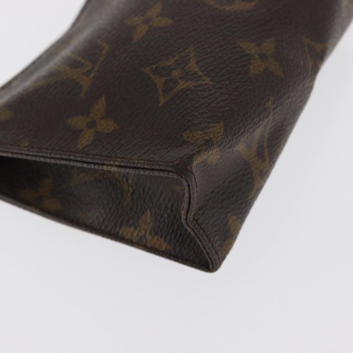 LOUIS VUITTON Monogram Poche Toilette 15 Pouch M47546 LV Auth 169652