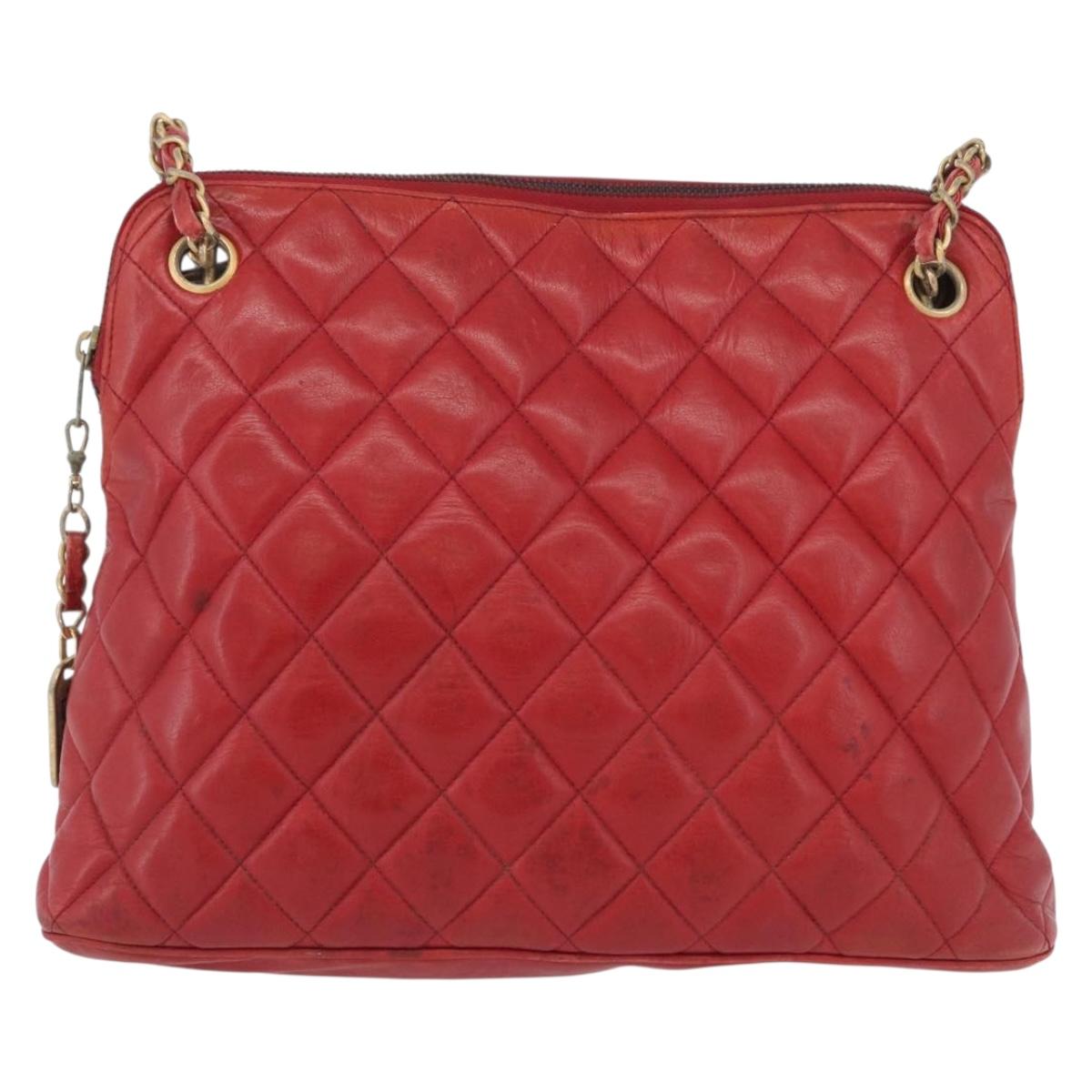 CHANEL Matelasse Chain Shoulder Bag Leather Red Gold CC Auth 169739